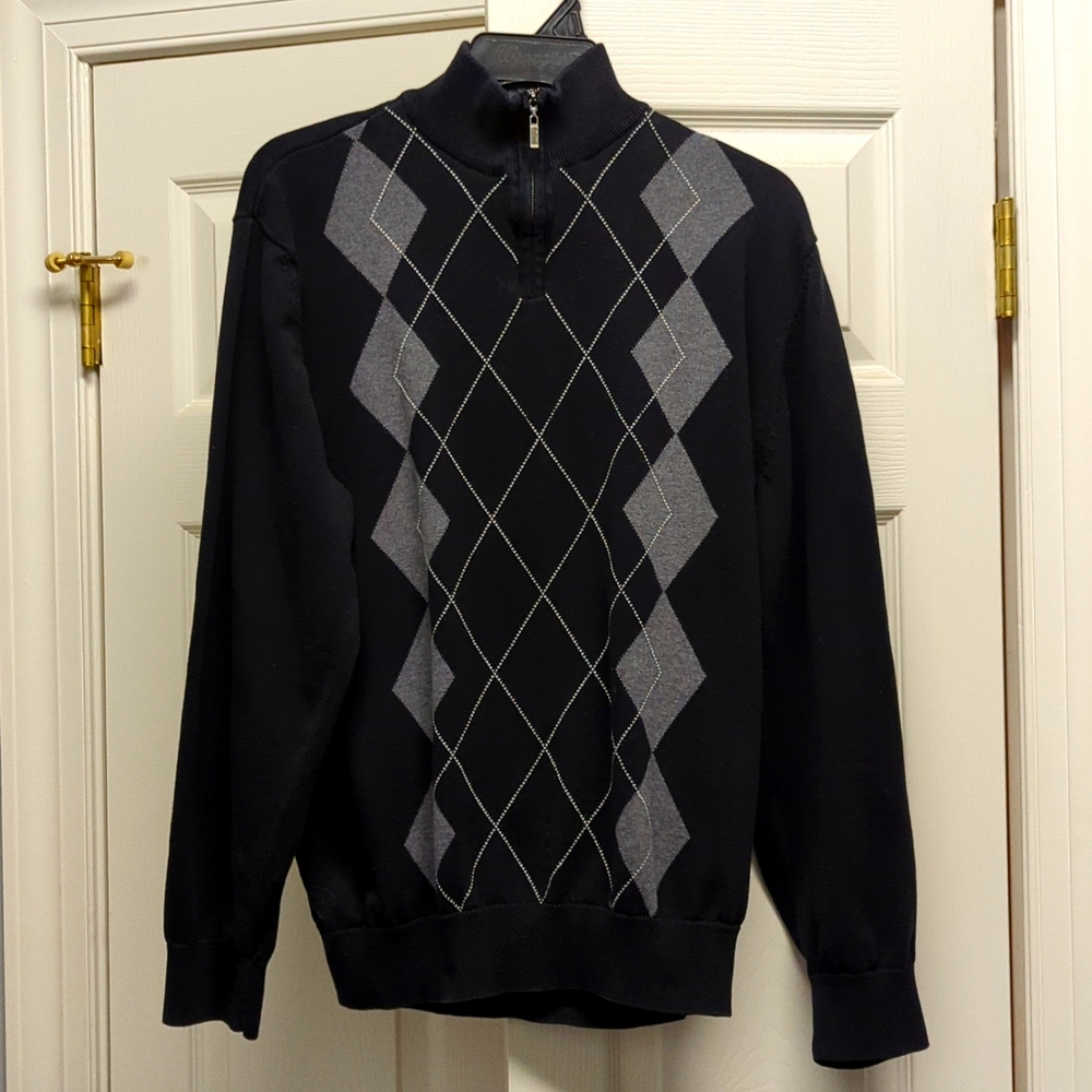Men's Alfani Argyle Design sweater.
